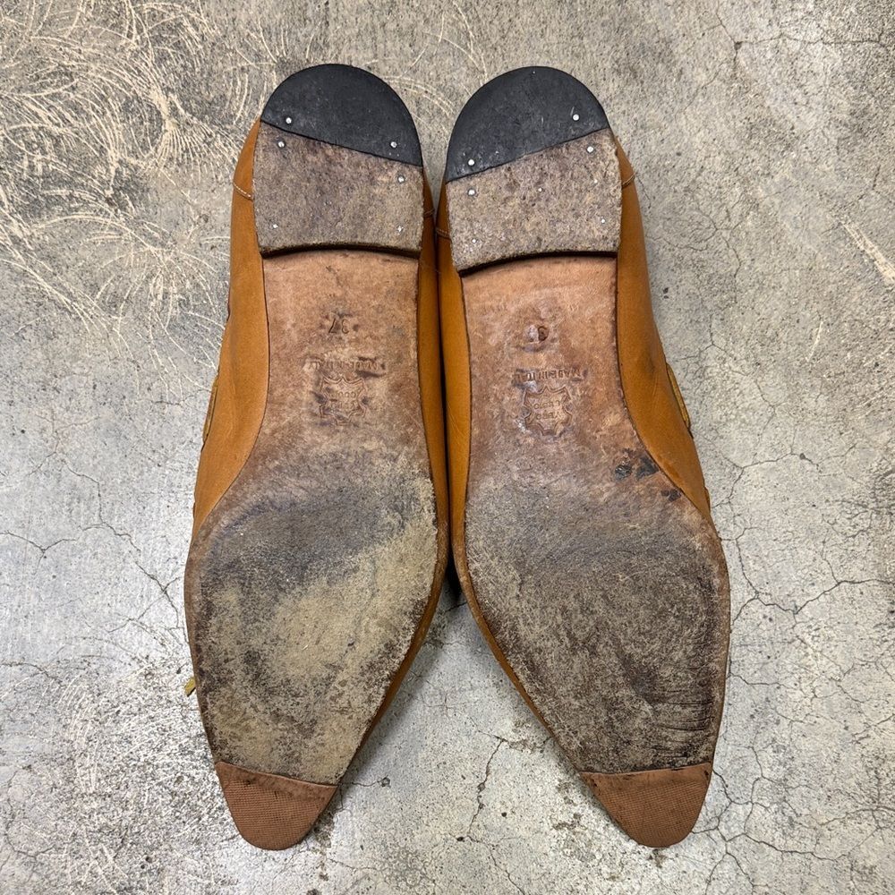 *vintage Manolo Blahnik tan brown leather flat loafers - Picture 5 of 6